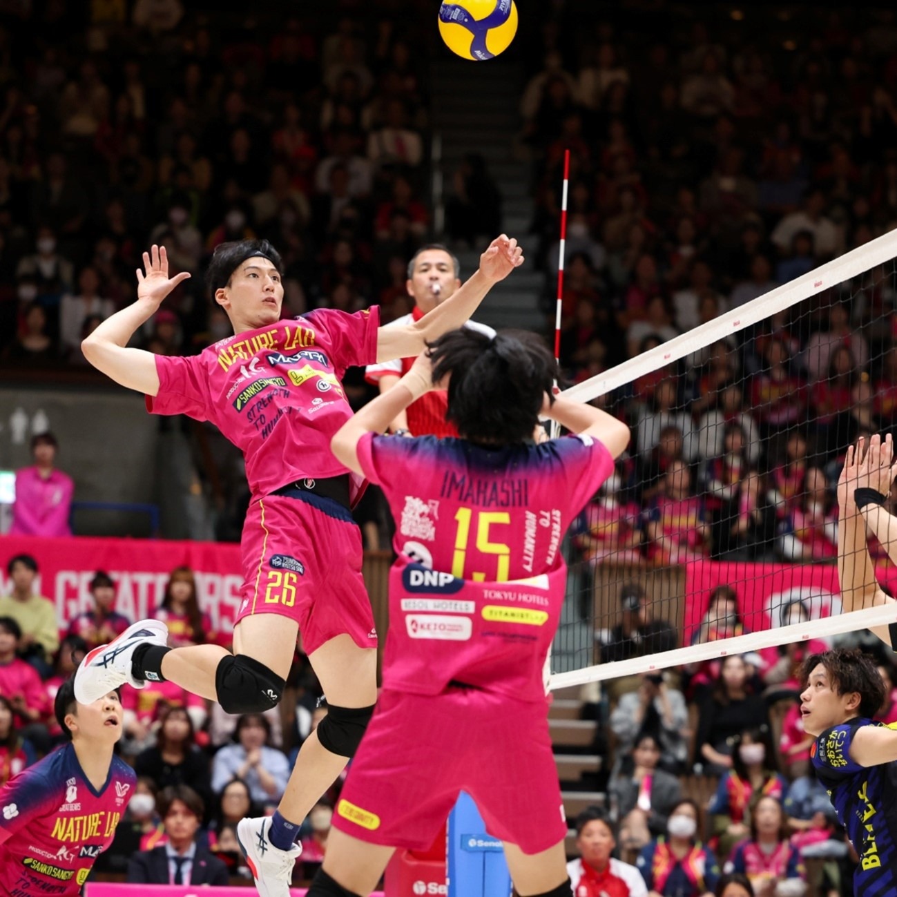 Solana链上博彩DApp交易量激增